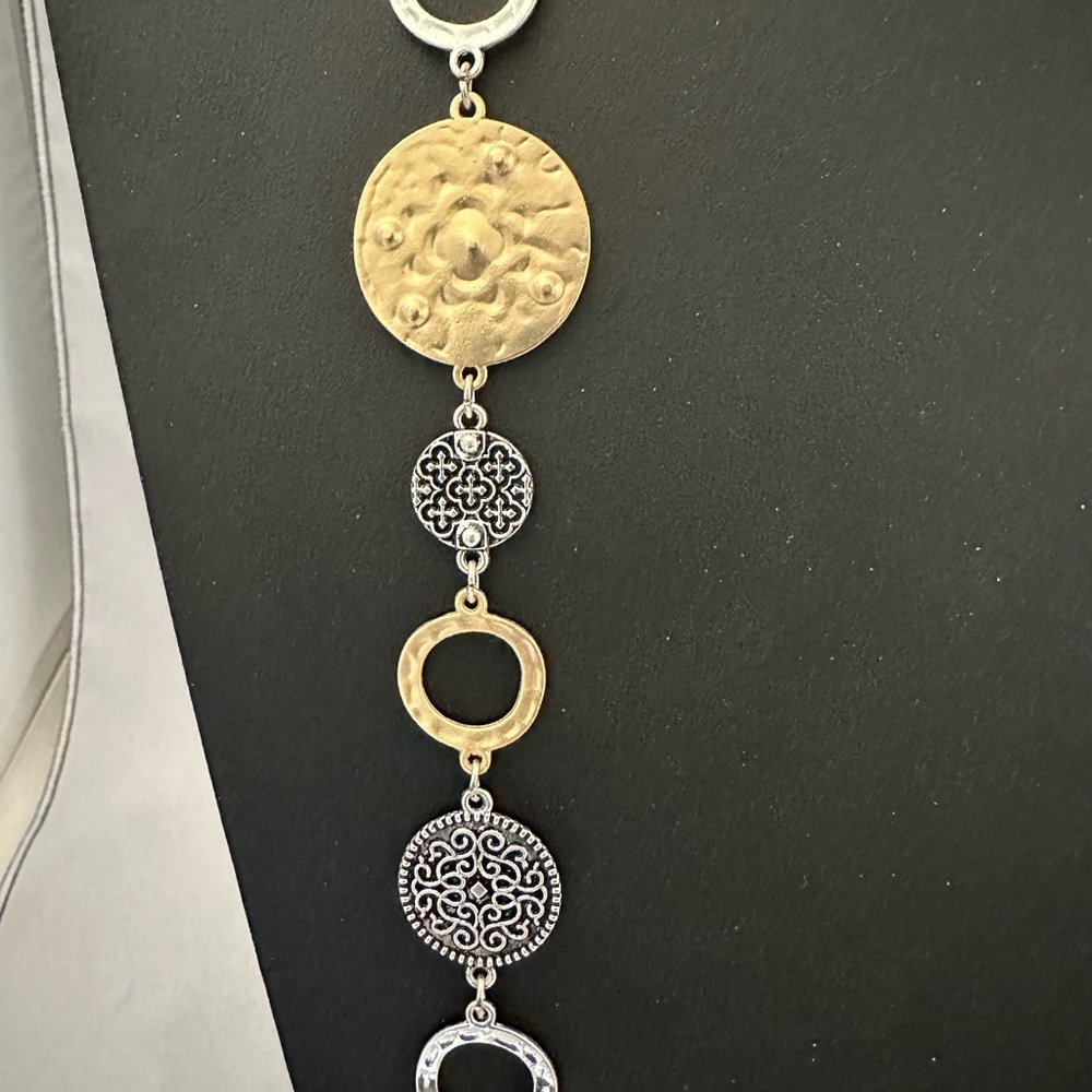 C1946 long gold and silver tone round link necklace - Picture 2 of 6